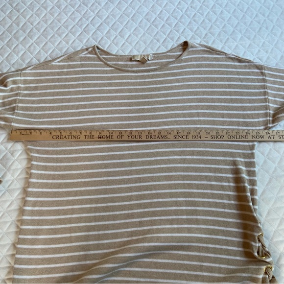 Michael Kors Women’s Sweater Size Large White Brown Stripes  Side Tide - Picture 11 of 15